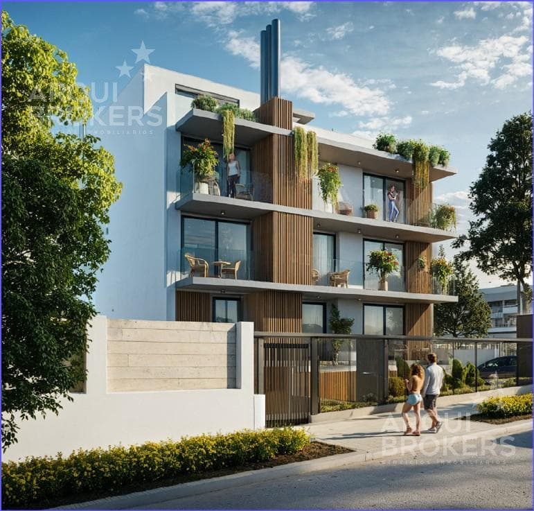 One-bedroom apartment with a patio for sale in Malvín - 101