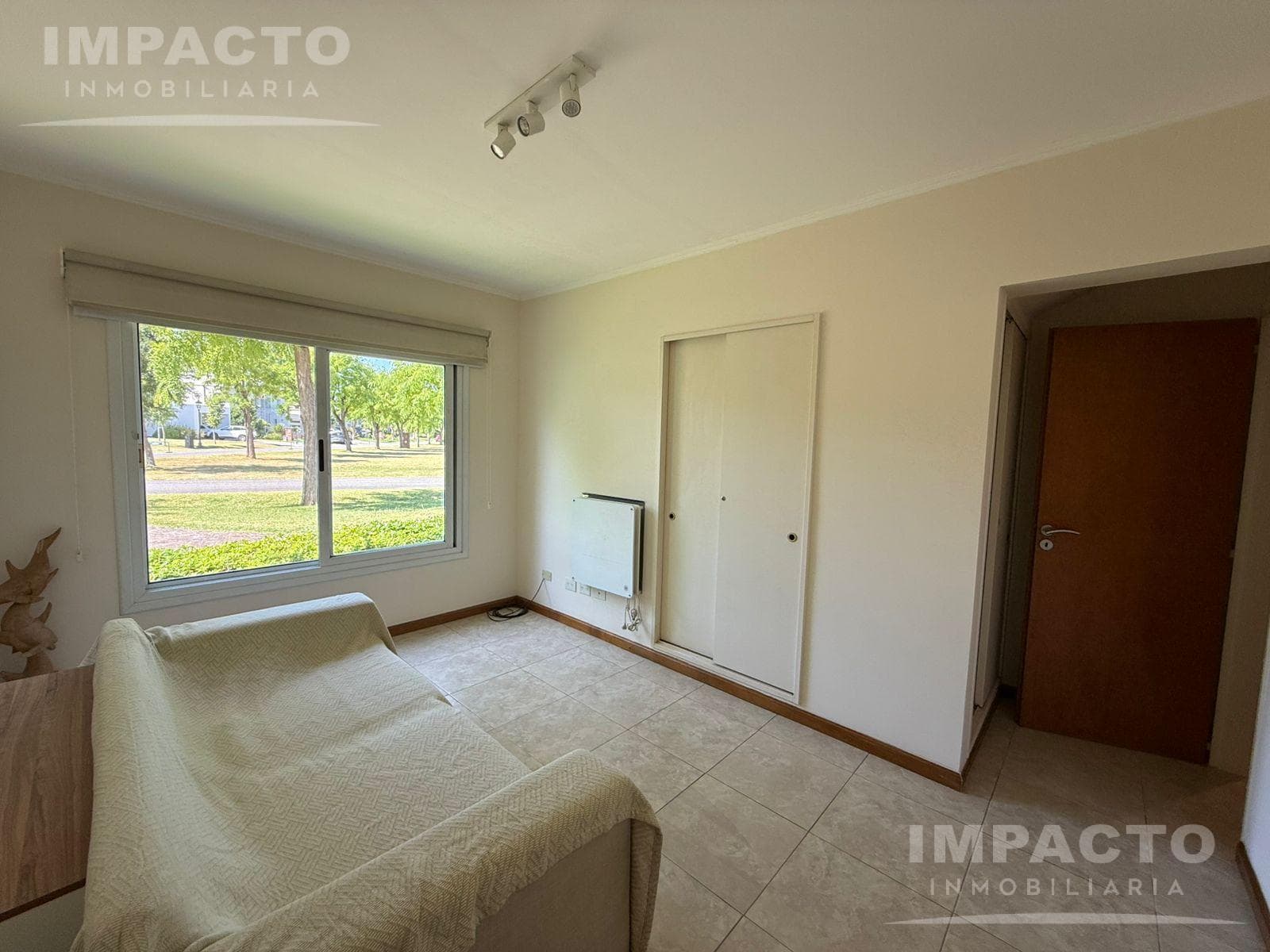 House in Las Cañuelas Country Club