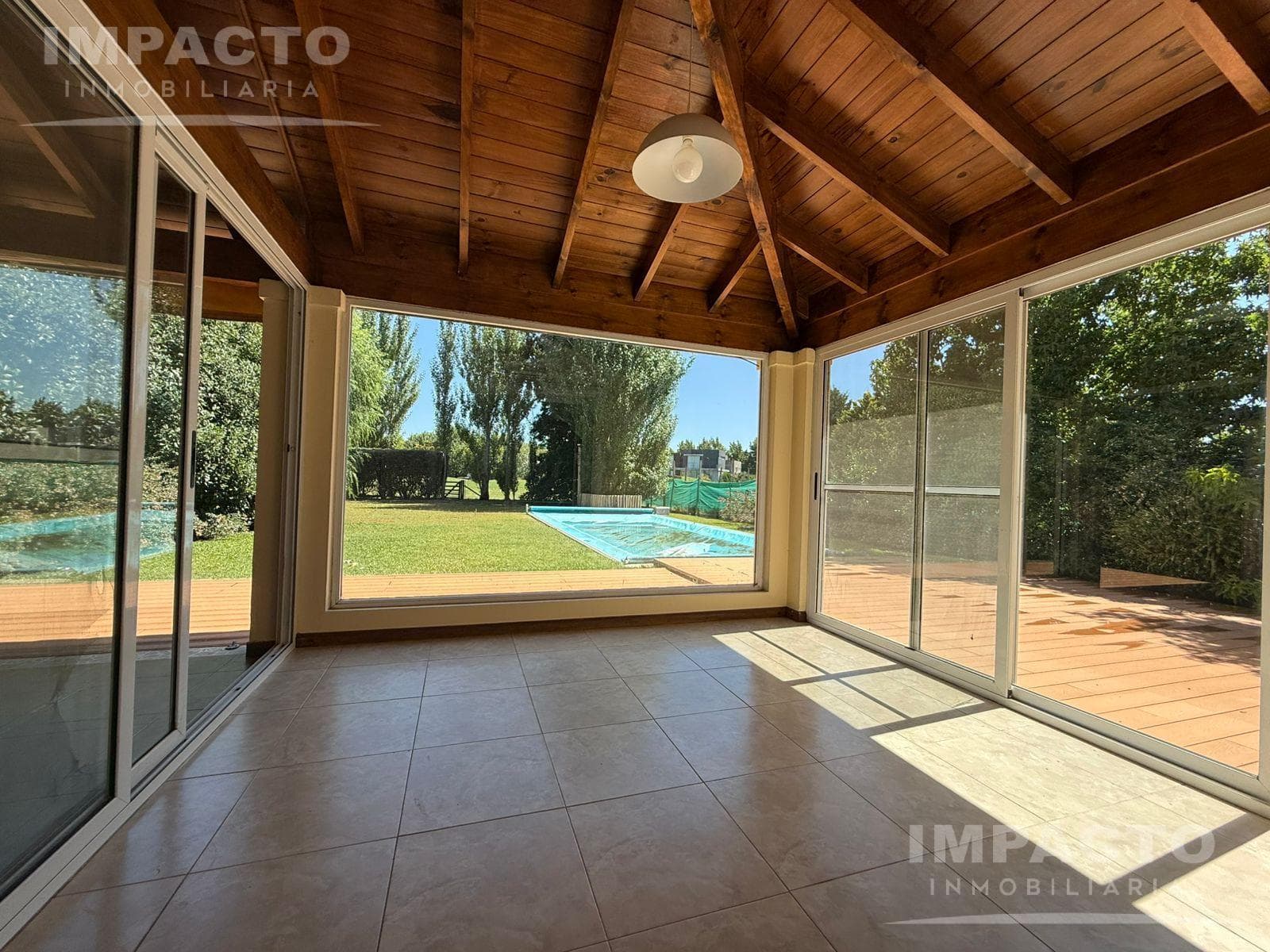 House in Las Cañuelas Country Club