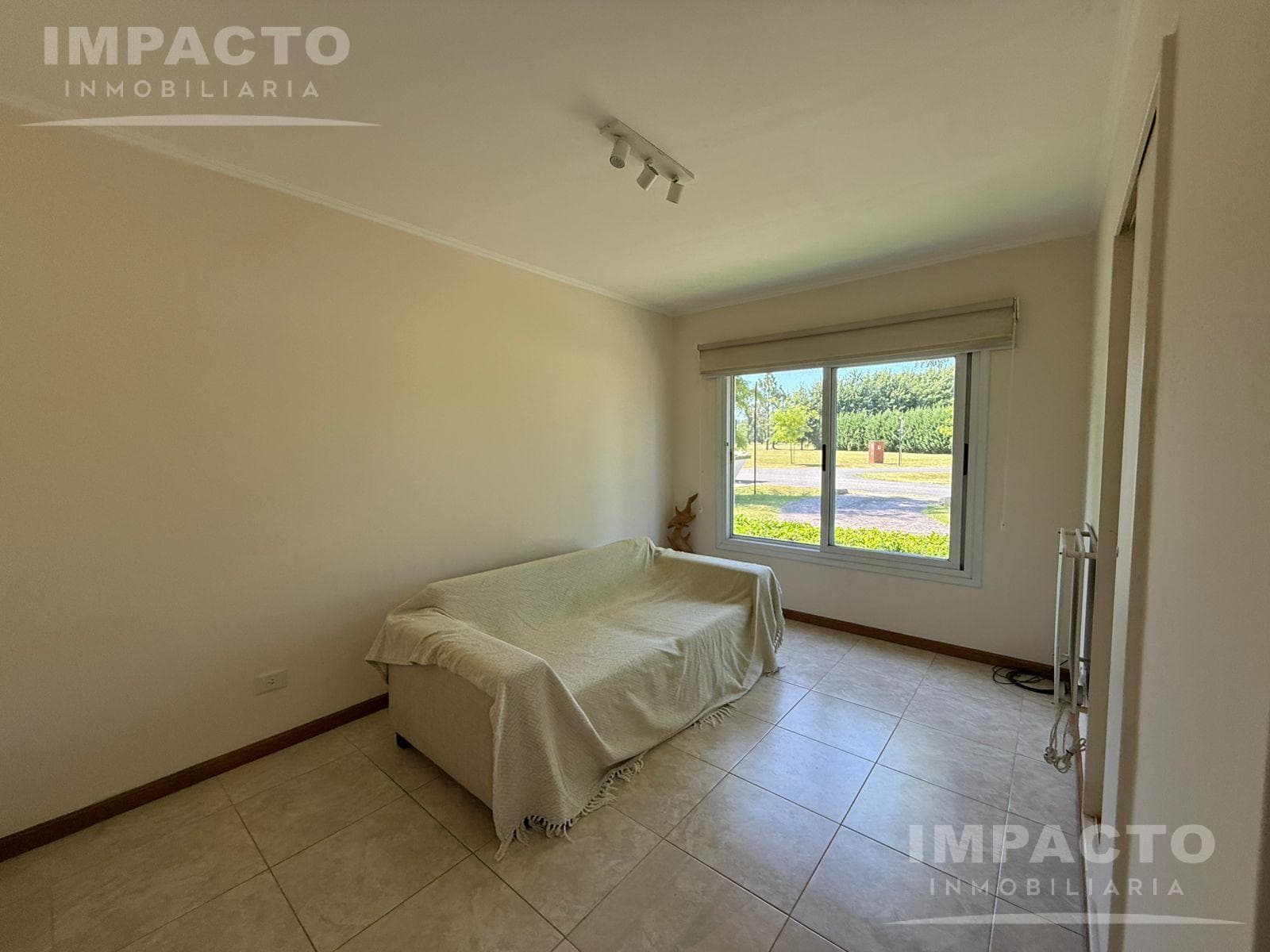 House in Las Cañuelas Country Club