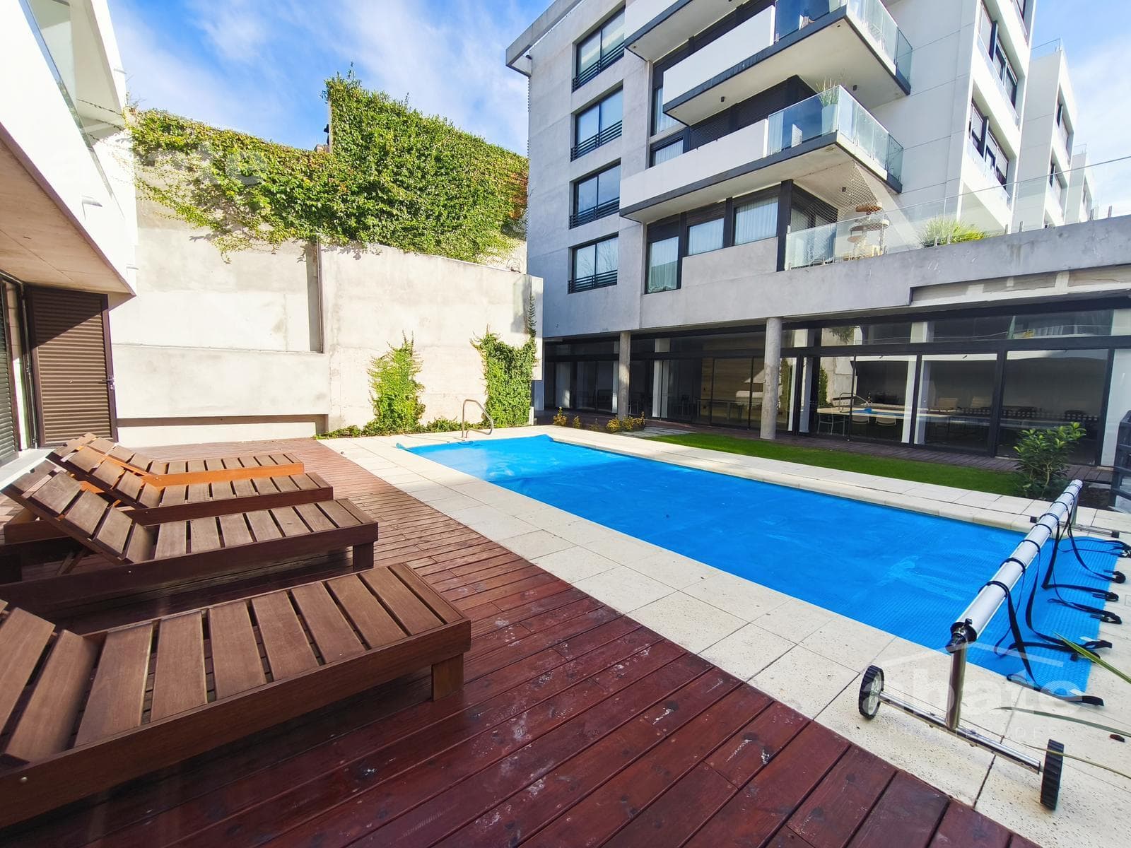 Alquiler de Monoambiente con Terraza y Parrillero de uso exclusivo en Molino del Parque