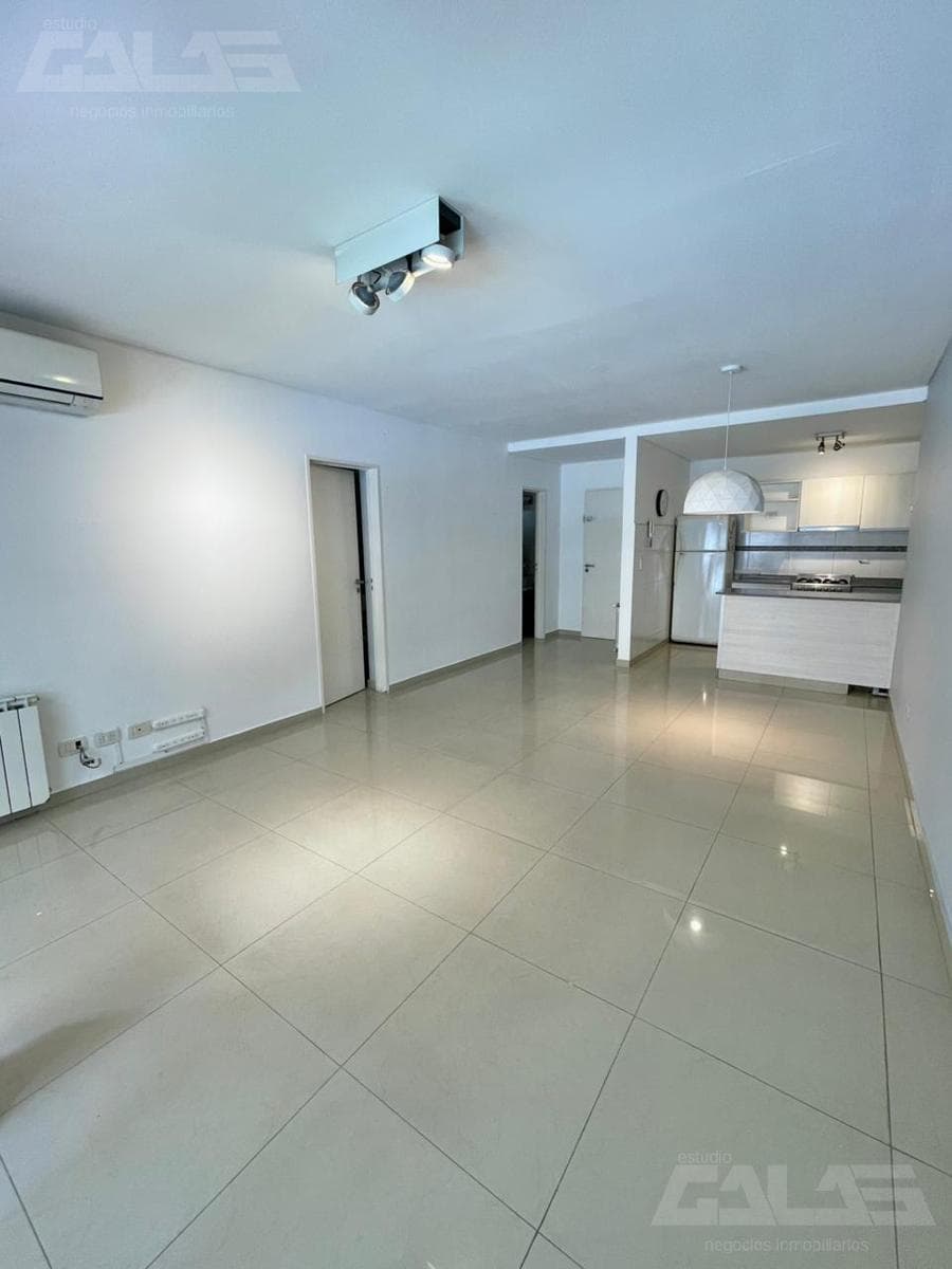 Beautiful 3-bedroom apartment in Ituzaingó N. with amenities, a parking space, and security in a premium condominium