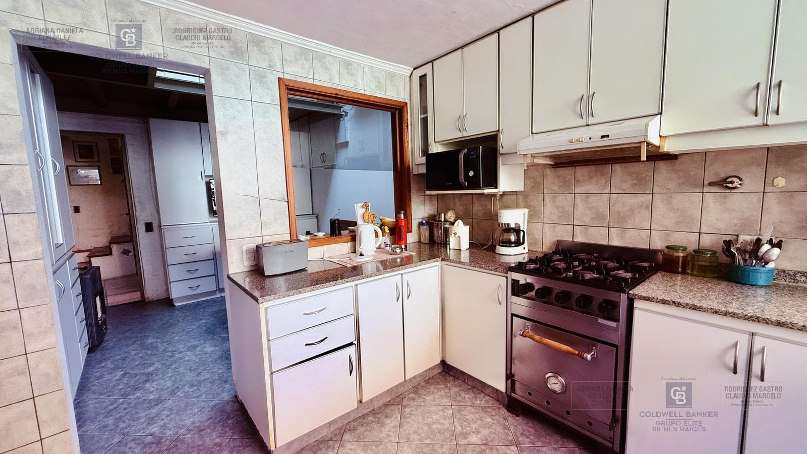 VENTA CASA 6 AMBIENTES DEPENDENCIA COCHERA VILLA CRESPO