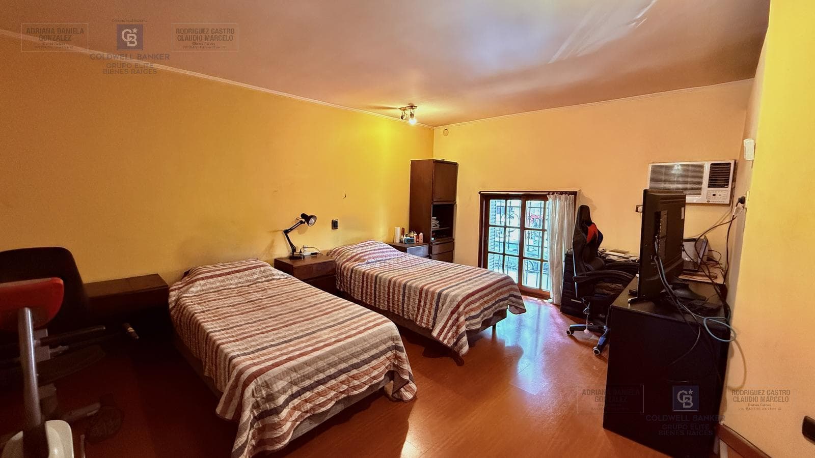 VENTA CASA 6 AMBIENTES DEPENDENCIA COCHERA VILLA CRESPO