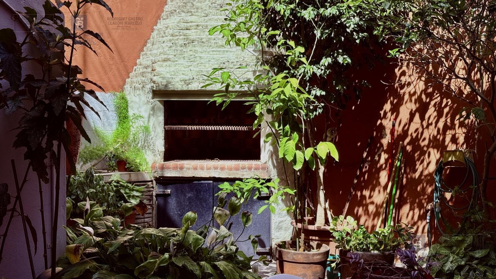 VENTA CASA 6 AMBIENTES DEPENDENCIA COCHERA VILLA CRESPO
