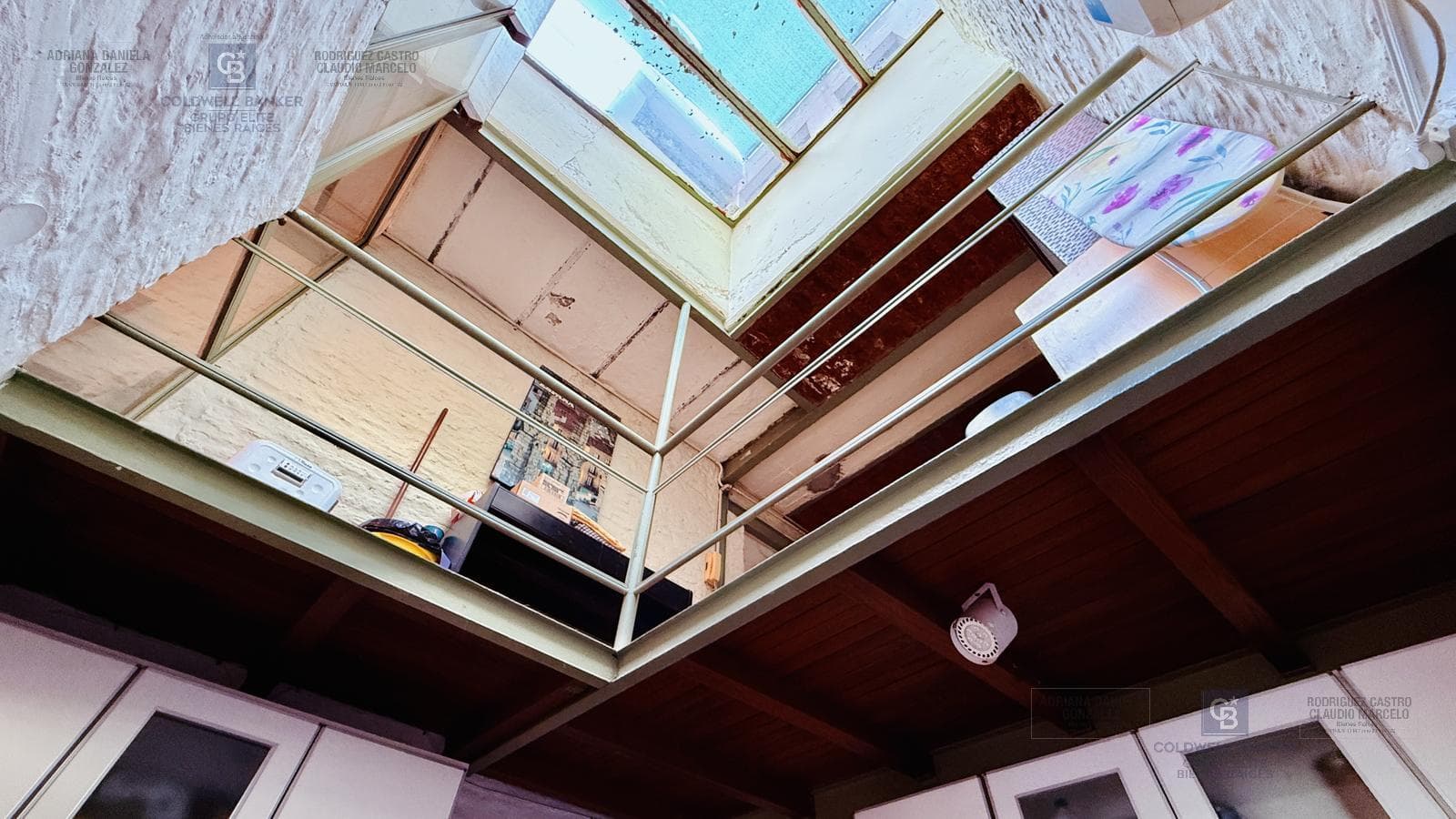 VENTA CASA 6 AMBIENTES DEPENDENCIA COCHERA VILLA CRESPO
