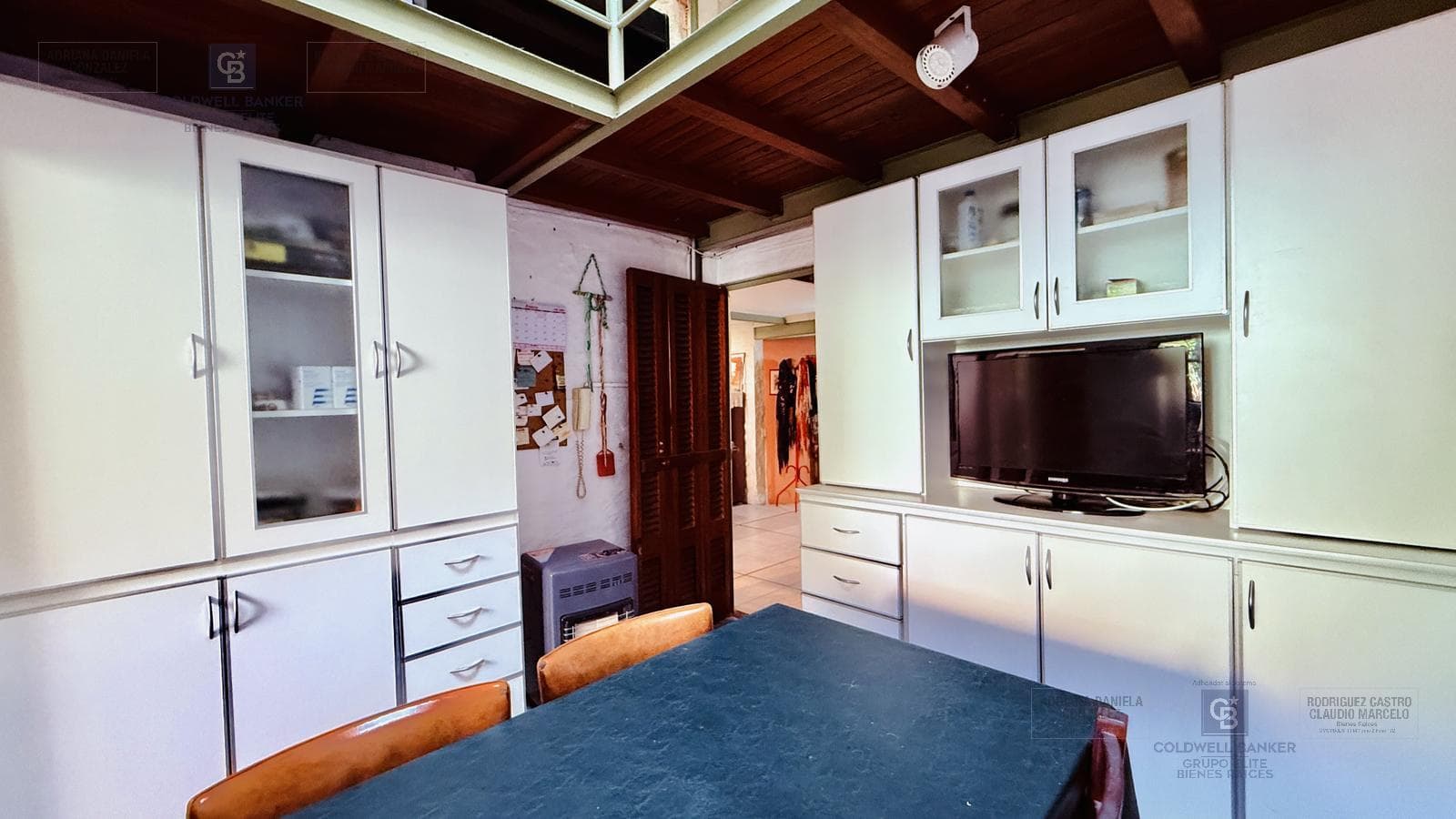 VENTA CASA 6 AMBIENTES DEPENDENCIA COCHERA VILLA CRESPO