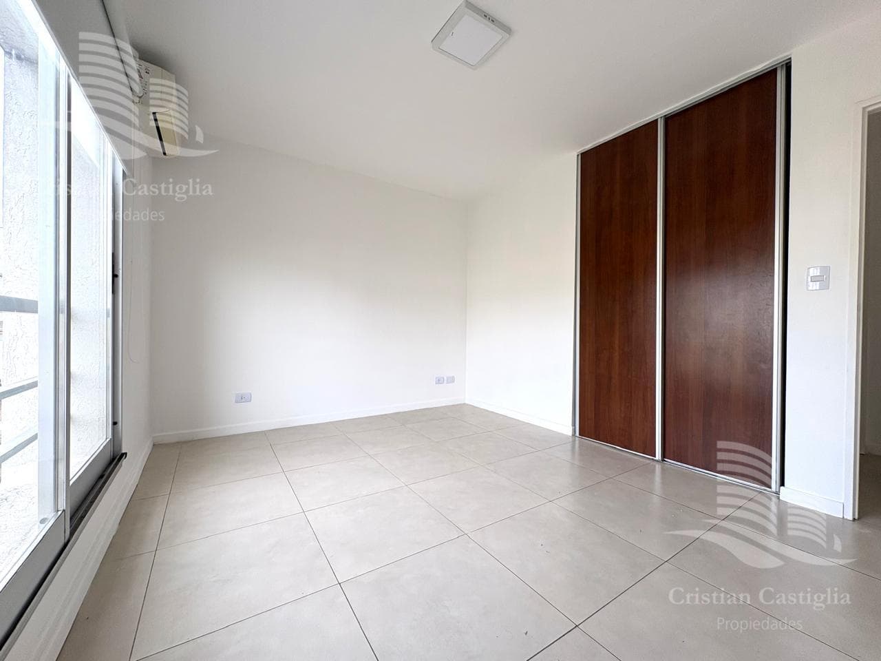 3-Room Duplex Apartment in Los Senderos for Sale