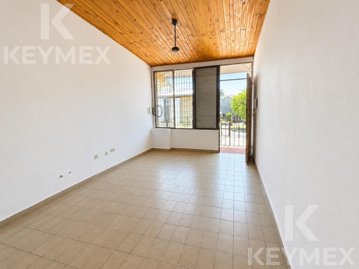 Apartment with Garage for Sale | Tolosa INVERSION