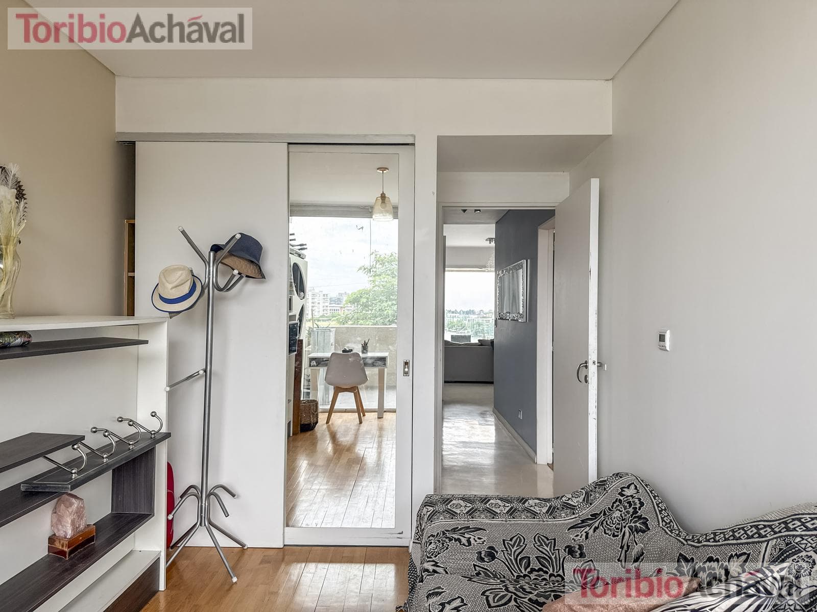 REPRICED. Praia 10, Portezuelo, Nordelta—For Sale with Rent, 3 bedrooms, overlooking Central Nordelta Lake, with garage
