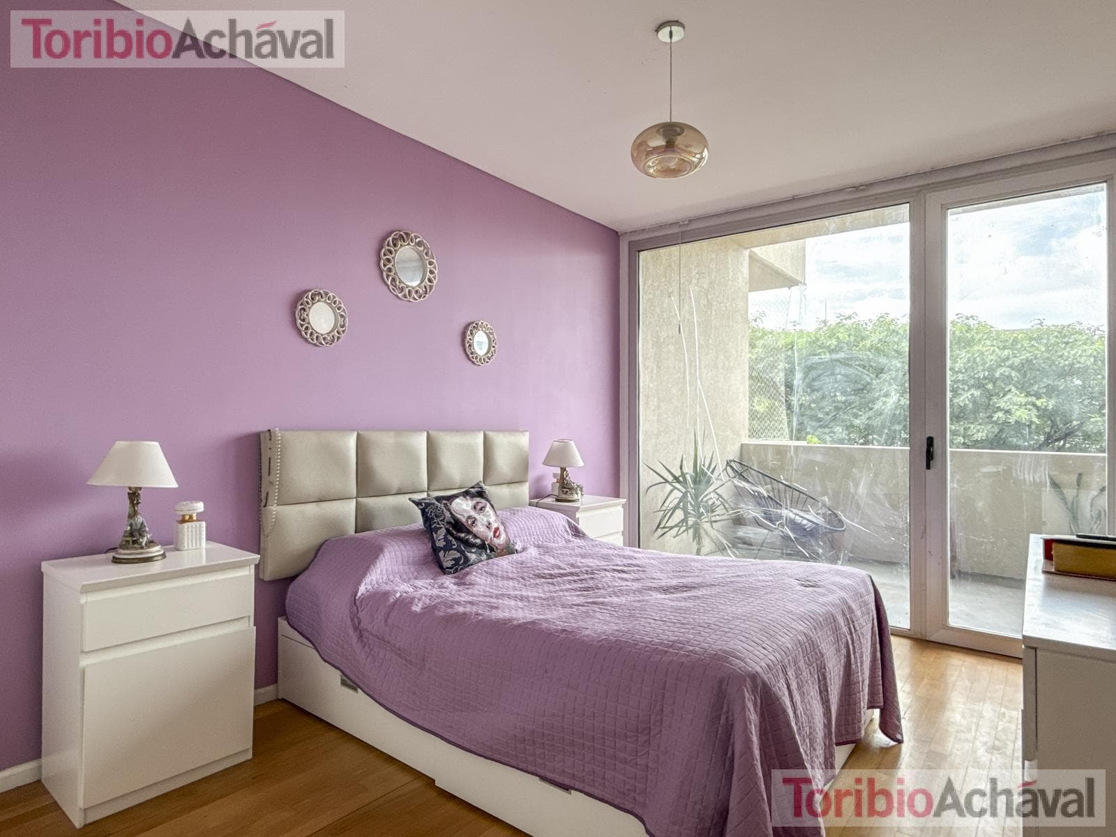 REPRICED. Praia 10, Portezuelo, Nordelta—For Sale with Rent, 3 bedrooms, overlooking Central Nordelta Lake, with garage