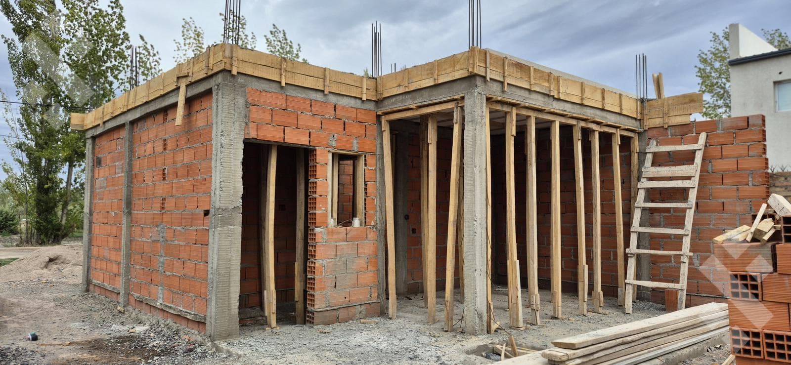 FOR SALE: 2-BEDROOM DUPLEX OFFICE | RINCÓN LINDO NEIGHBORHOOD - CIPOLLETTI | UNDER CONSTRUCTION