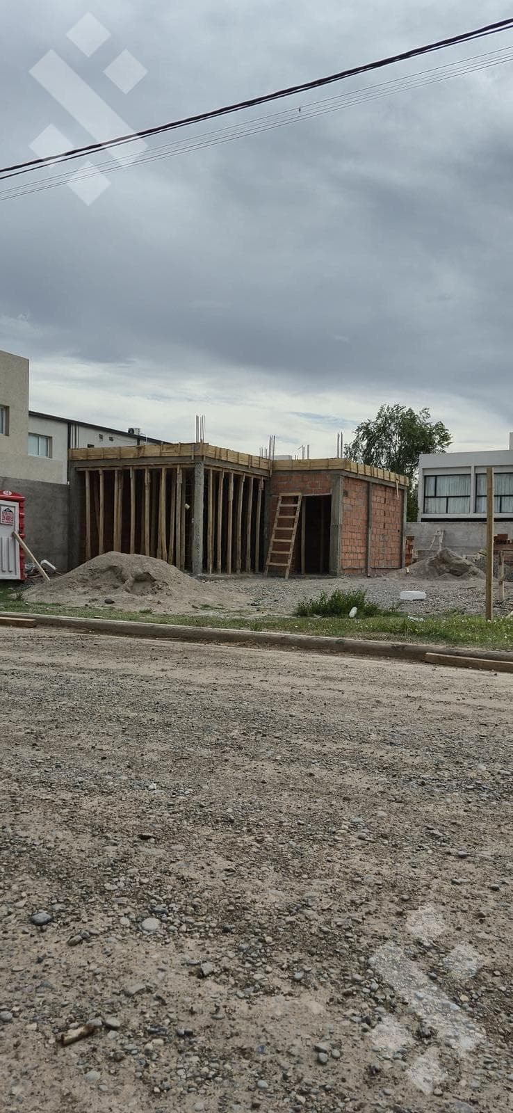 FOR SALE: 2-BEDROOM DUPLEX OFFICE | RINCÓN LINDO NEIGHBORHOOD - CIPOLLETTI | UNDER CONSTRUCTION