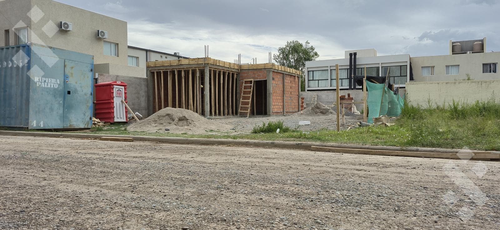 FOR SALE: 2-BEDROOM DUPLEX OFFICE | RINCÓN LINDO NEIGHBORHOOD - CIPOLLETTI | UNDER CONSTRUCTION
