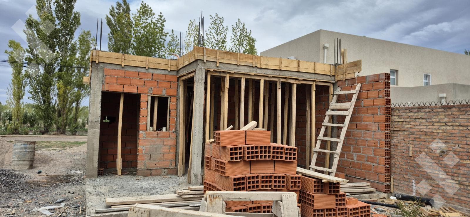 FOR SALE: 2-BEDROOM DUPLEX OFFICE | RINCÓN LINDO NEIGHBORHOOD - CIPOLLETTI | UNDER CONSTRUCTION