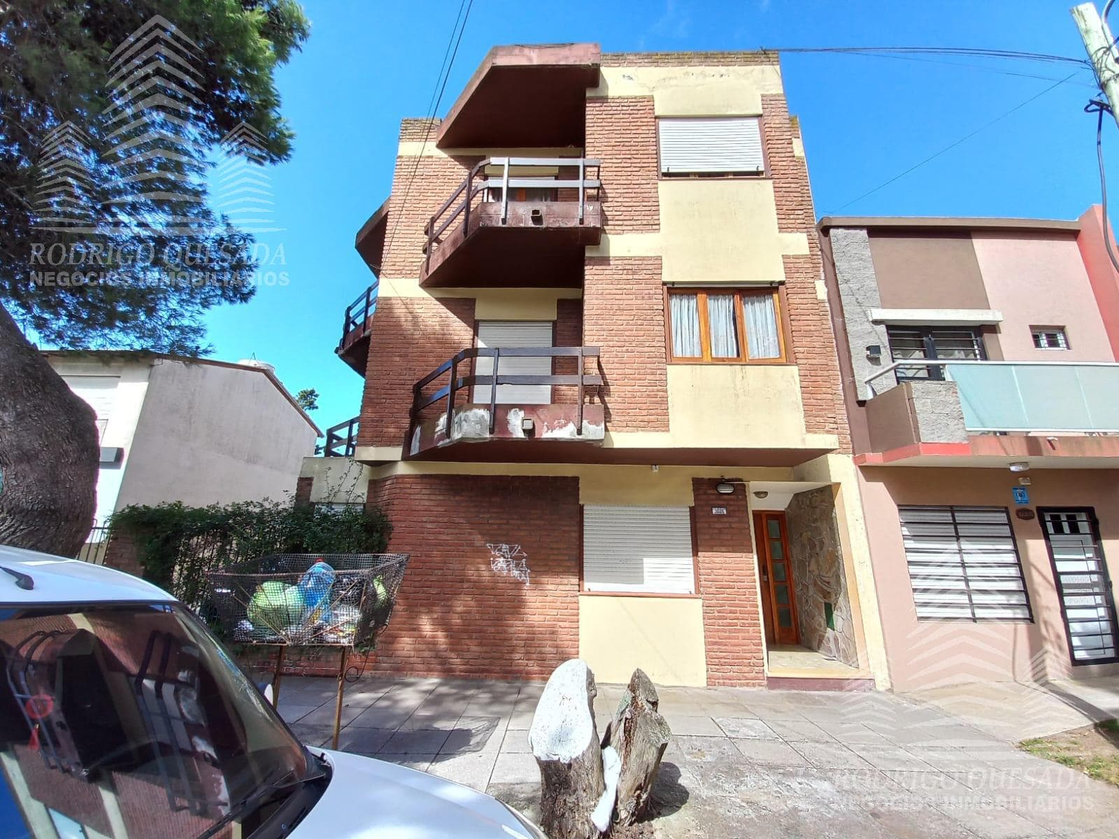 Spacious 2-room apartment!!