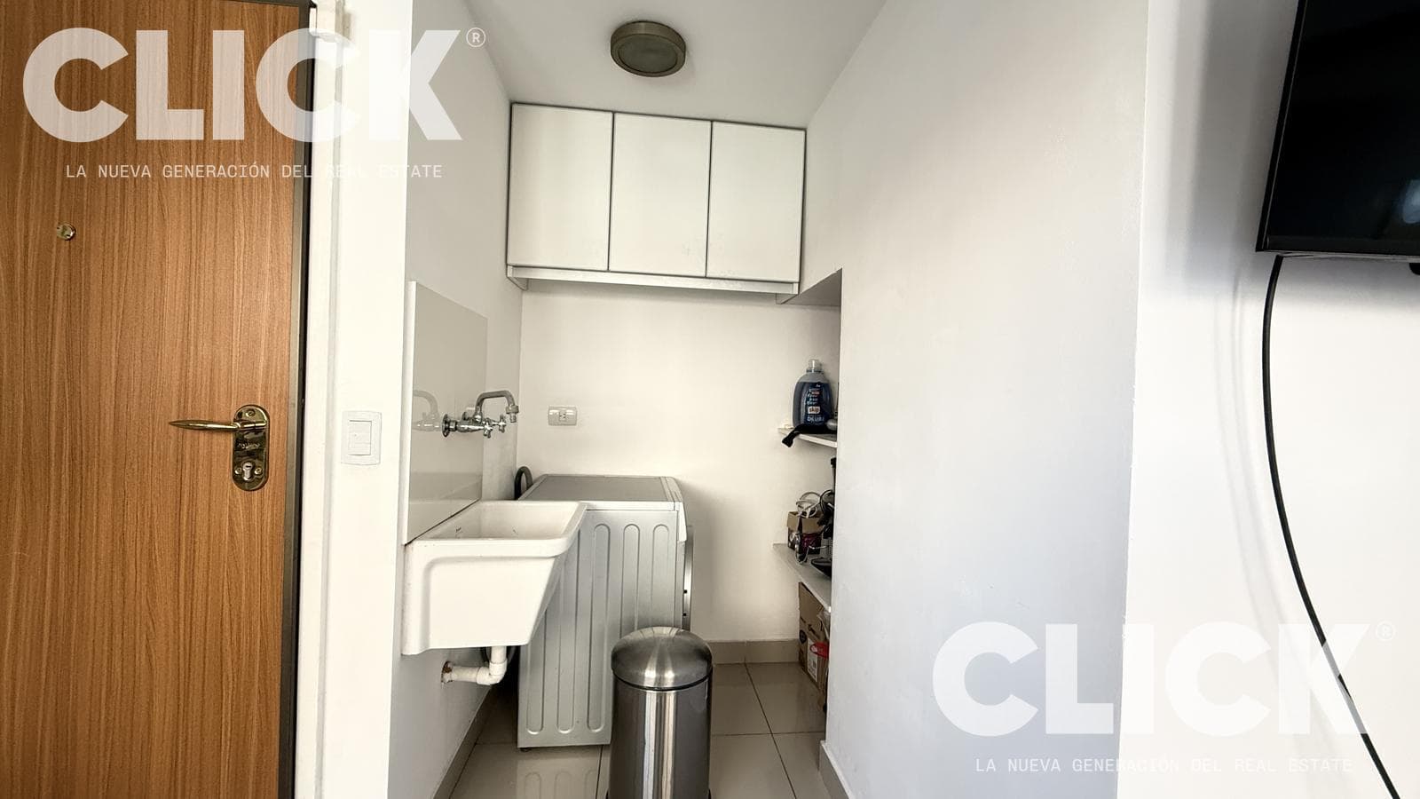 Apartment for SALE: DUPLEX in PARQUE CENTENARIO—4 ROOMS, BRIGHT and SURROUNDED BY GREENERY in Villa Crespo