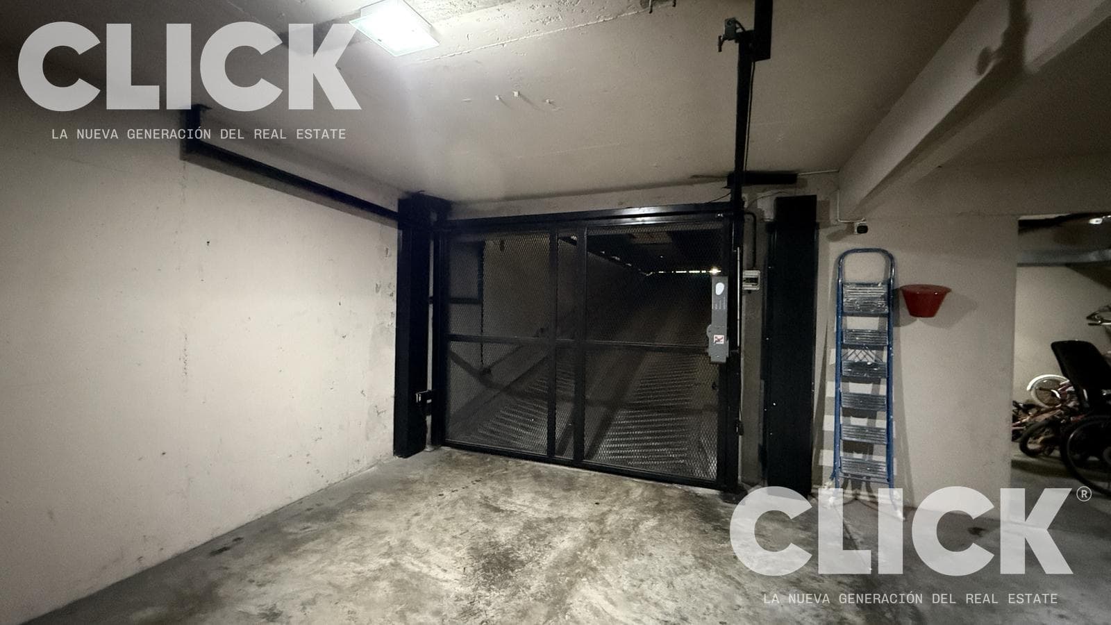 Apartment for SALE: DUPLEX in PARQUE CENTENARIO—4 ROOMS, BRIGHT and SURROUNDED BY GREENERY in Villa Crespo
