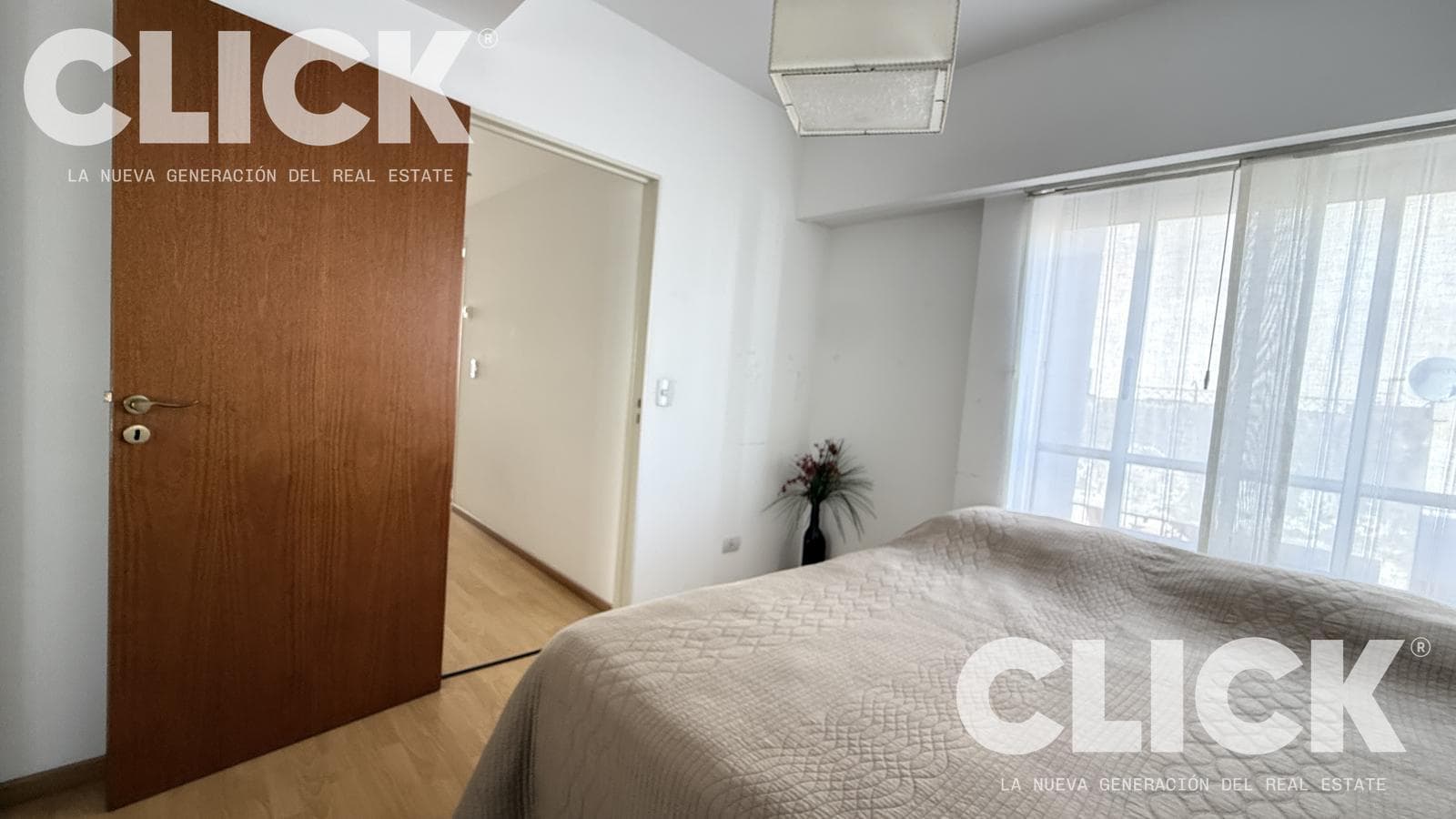 Apartment for SALE: DUPLEX in PARQUE CENTENARIO—4 ROOMS, BRIGHT and SURROUNDED BY GREENERY in Villa Crespo