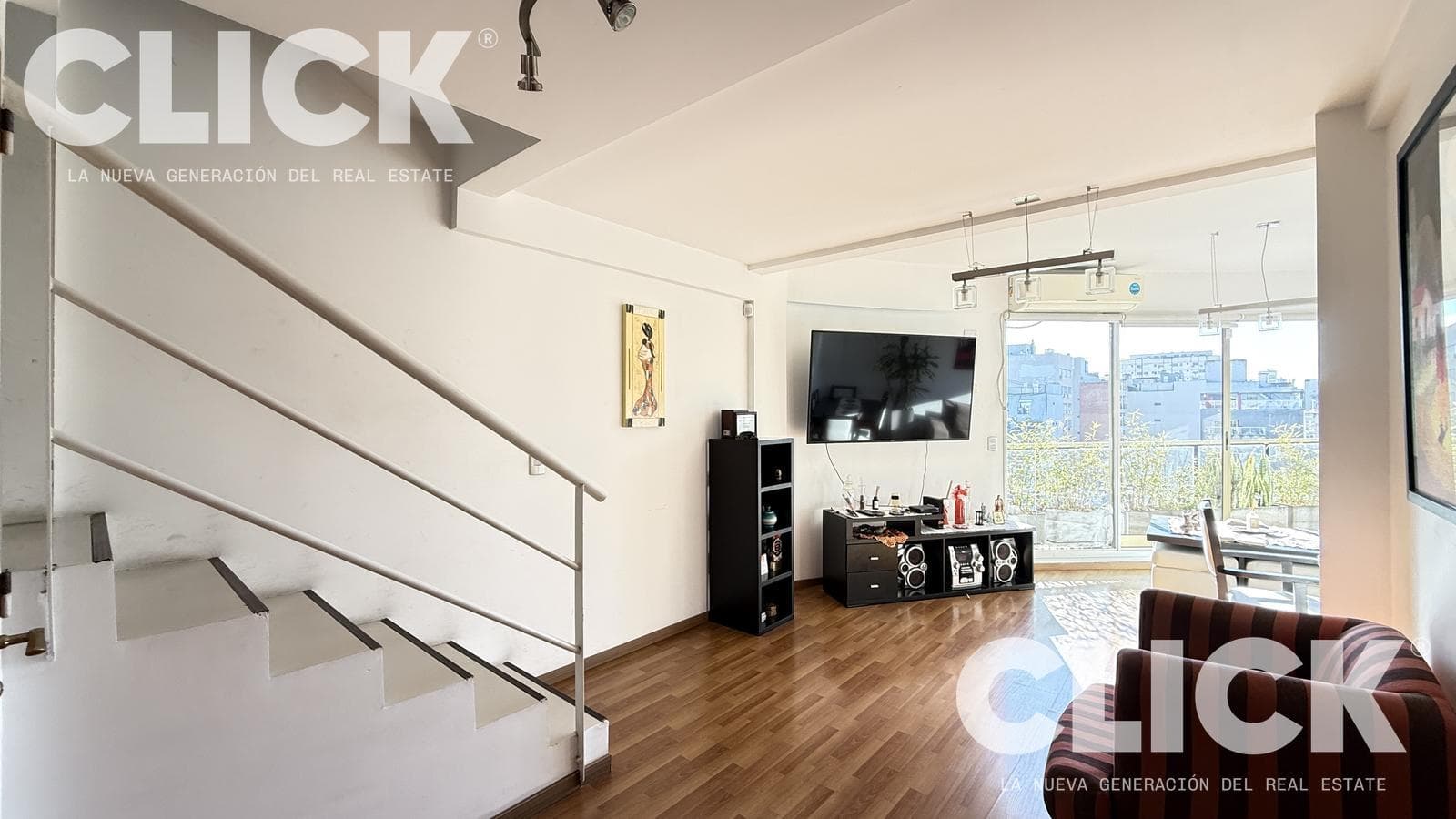 Apartment for SALE: DUPLEX in PARQUE CENTENARIO—4 ROOMS, BRIGHT and SURROUNDED BY GREENERY in Villa Crespo
