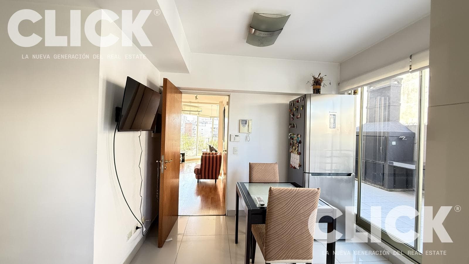 Apartment for SALE: DUPLEX in PARQUE CENTENARIO—4 ROOMS, BRIGHT and SURROUNDED BY GREENERY in Villa Crespo