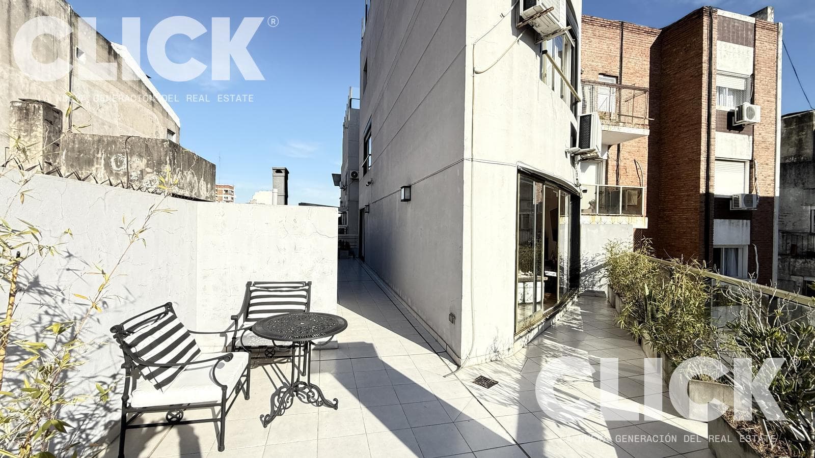 Apartment for SALE: DUPLEX in PARQUE CENTENARIO—4 ROOMS, BRIGHT and SURROUNDED BY GREENERY in Villa Crespo