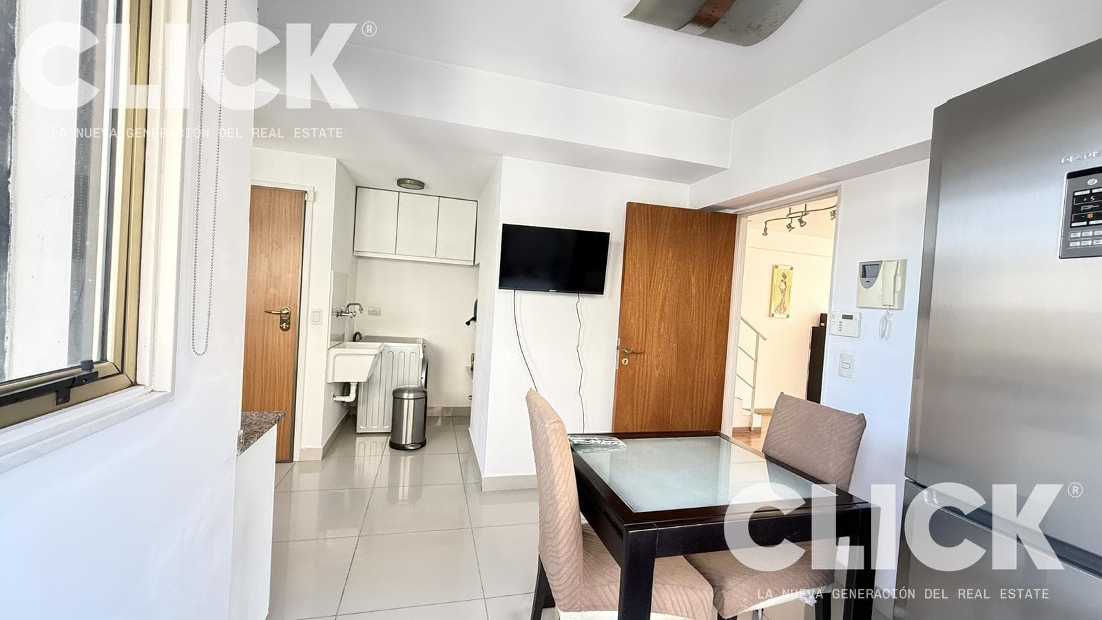 Apartment for SALE: DUPLEX in PARQUE CENTENARIO—4 ROOMS, BRIGHT and SURROUNDED BY GREENERY in Villa Crespo