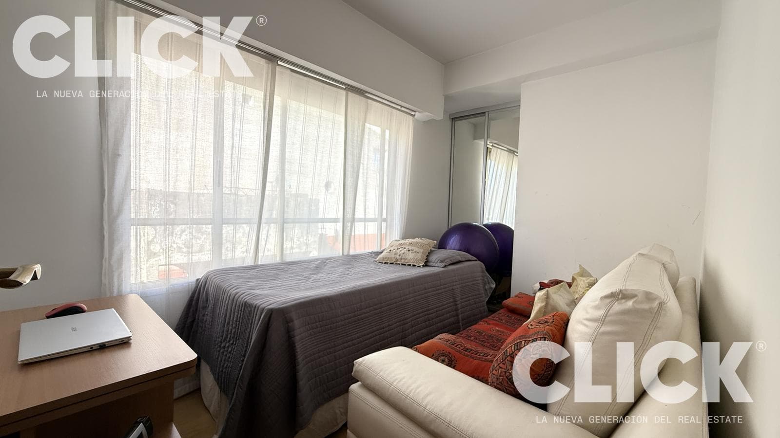 Apartment for SALE: DUPLEX in PARQUE CENTENARIO—4 ROOMS, BRIGHT and SURROUNDED BY GREENERY in Villa Crespo
