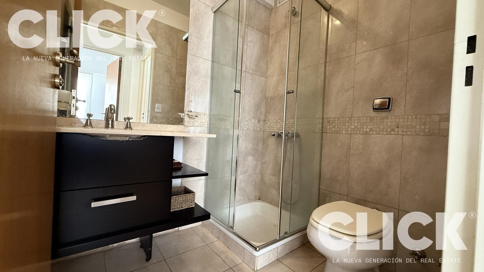 Apartment for SALE: DUPLEX in PARQUE CENTENARIO—4 ROOMS, BRIGHT and SURROUNDED BY GREENERY in Villa Crespo