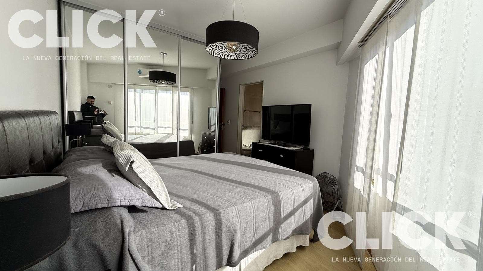 Apartment for SALE: DUPLEX in PARQUE CENTENARIO—4 ROOMS, BRIGHT and SURROUNDED BY GREENERY in Villa Crespo