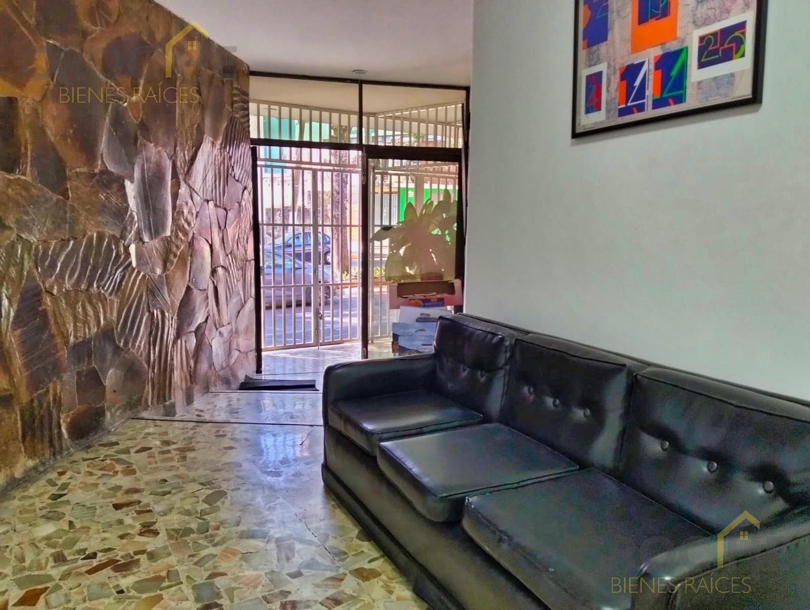 Office Space for Rent on Murillo Vidal Avenue, Xalapa, Veracruz, Downtown Area