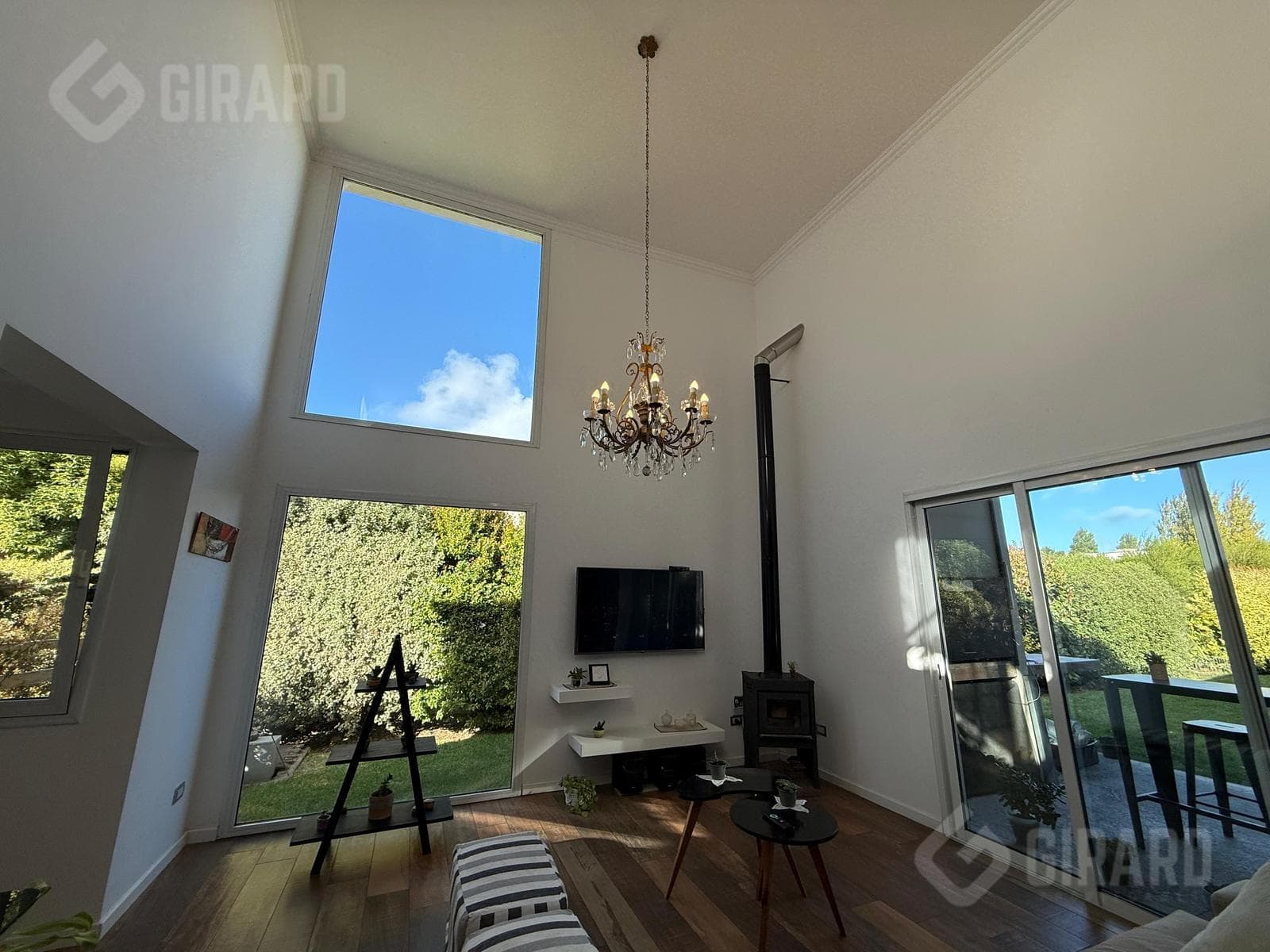 Modern 4-room home with a heated pool for sale in the Arenas del Sur gated community