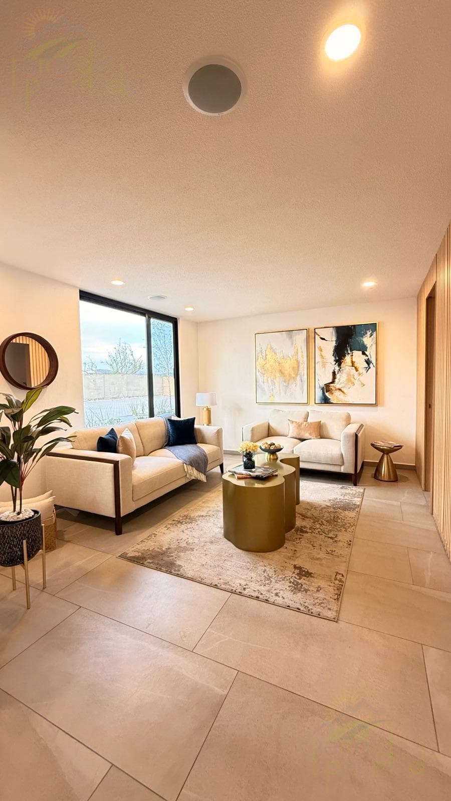 3-Bedroom House with Walk-in Closet and Bathroom, for Sale in Juriquilla, Querétaro