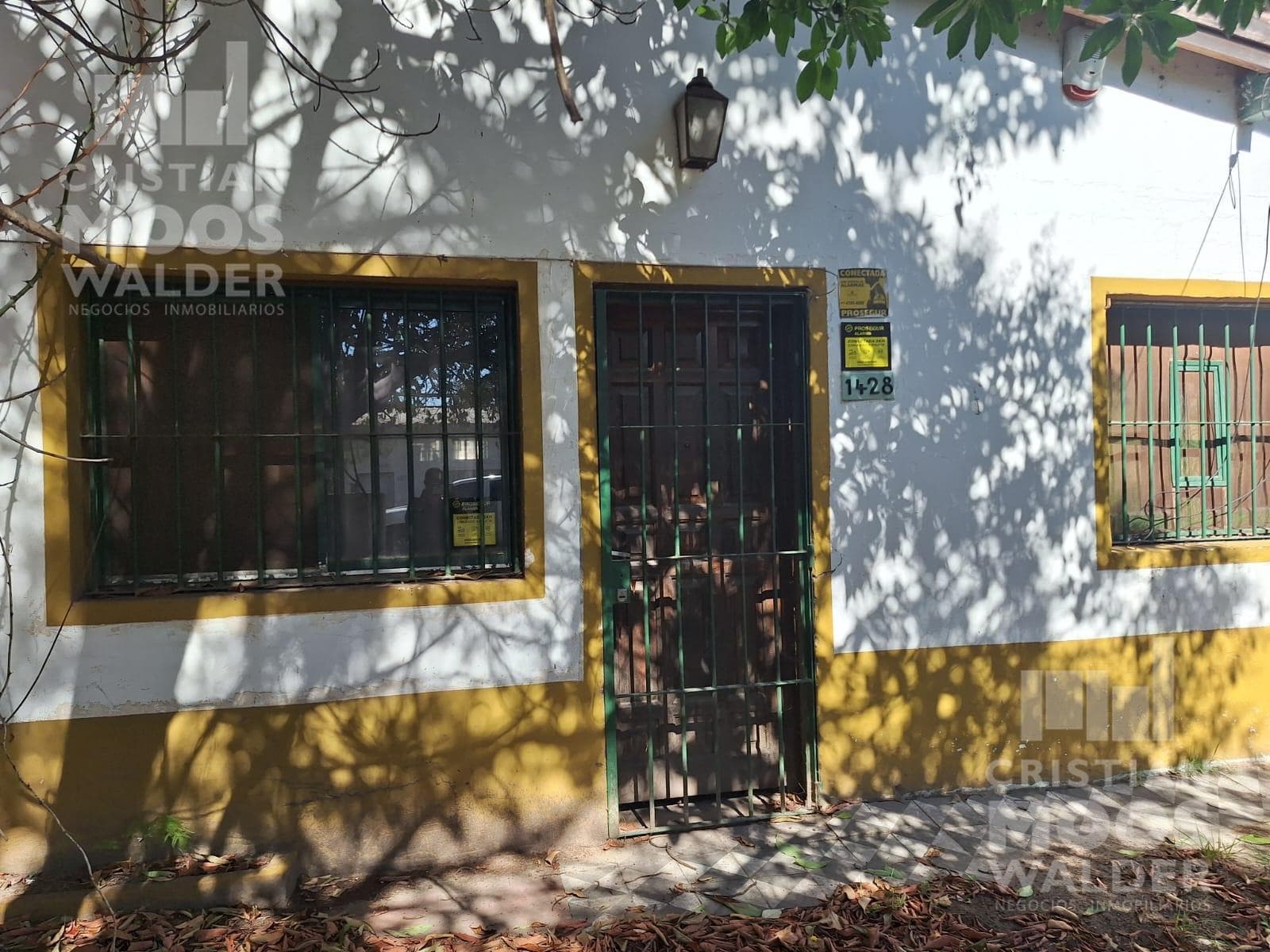 Casa Ingeniero Maschwitz Commercial Unit