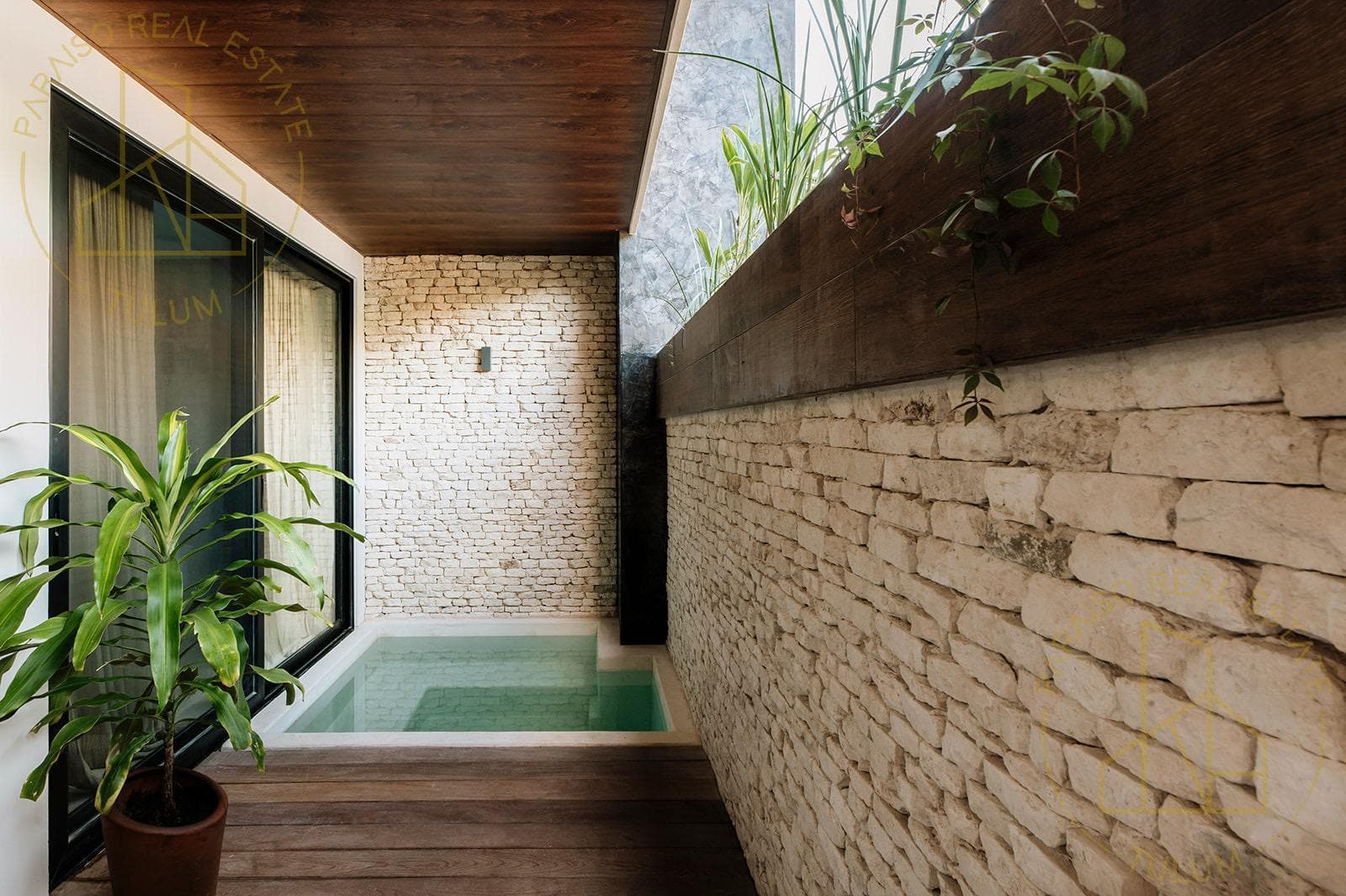 Ground-floor rental with private plunge pool and 1 bedroom in Angelique, Region 15, Tulum