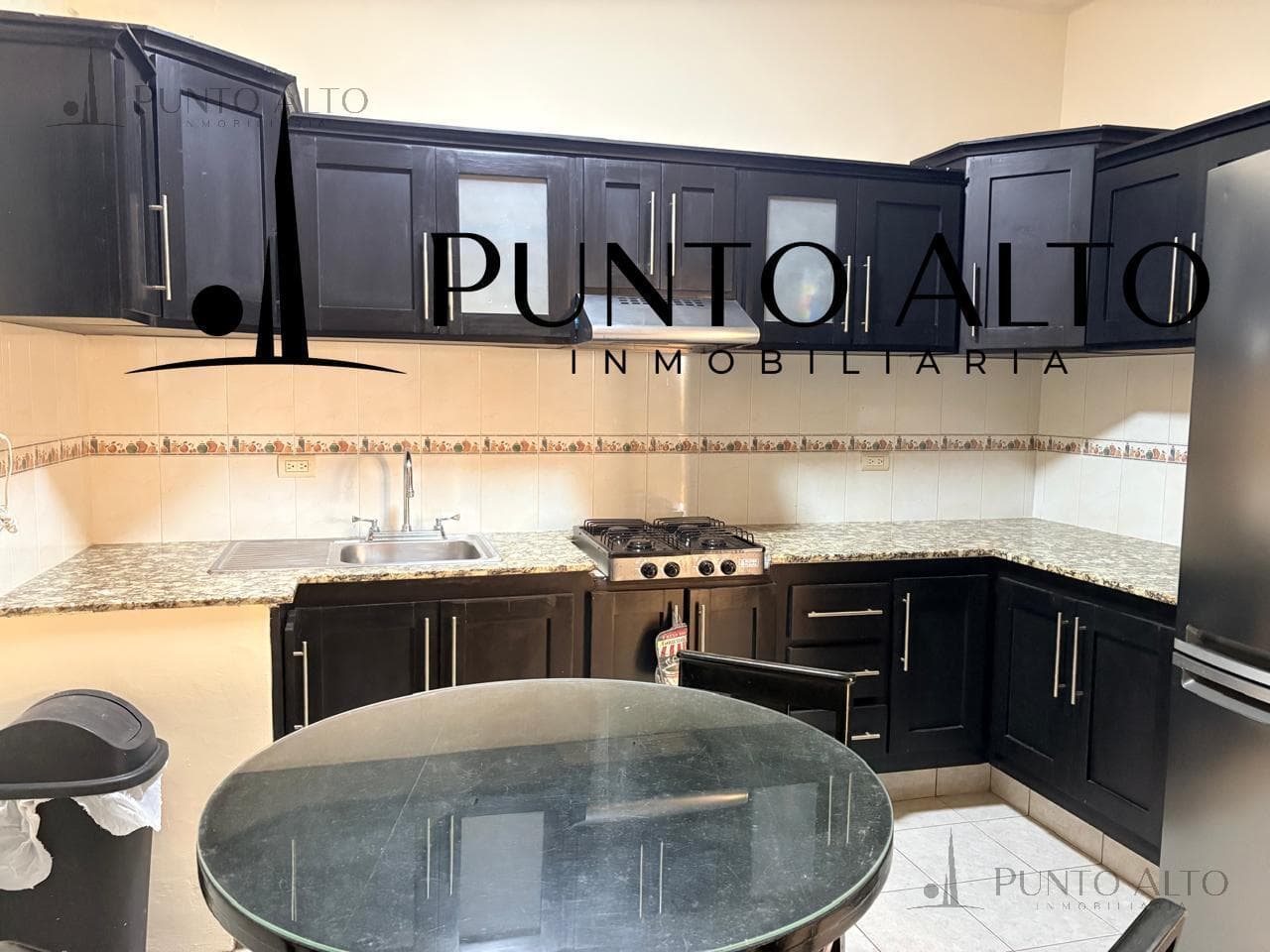 FURNISHED GROUND-FLOOR LOFT WITH UTILITIES INCLUDED, JUST STEPS AWAY FROM AV. HIDALGO