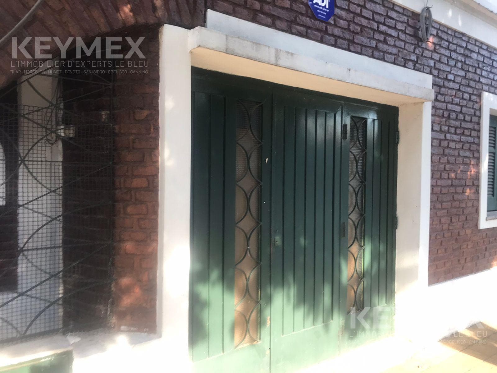 3-Bedroom Duplex for Sale in Aldo Bonzi with Garage