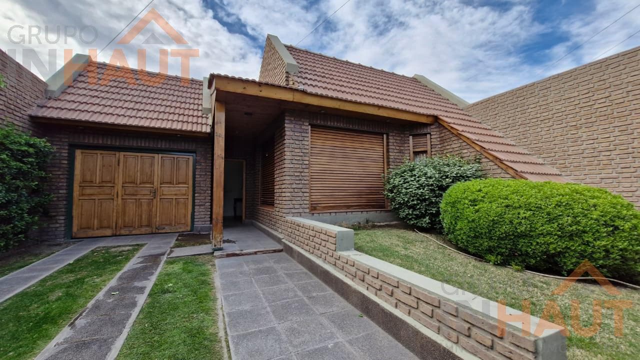 3-bedroom house, B. San Pablo, Cipolletti