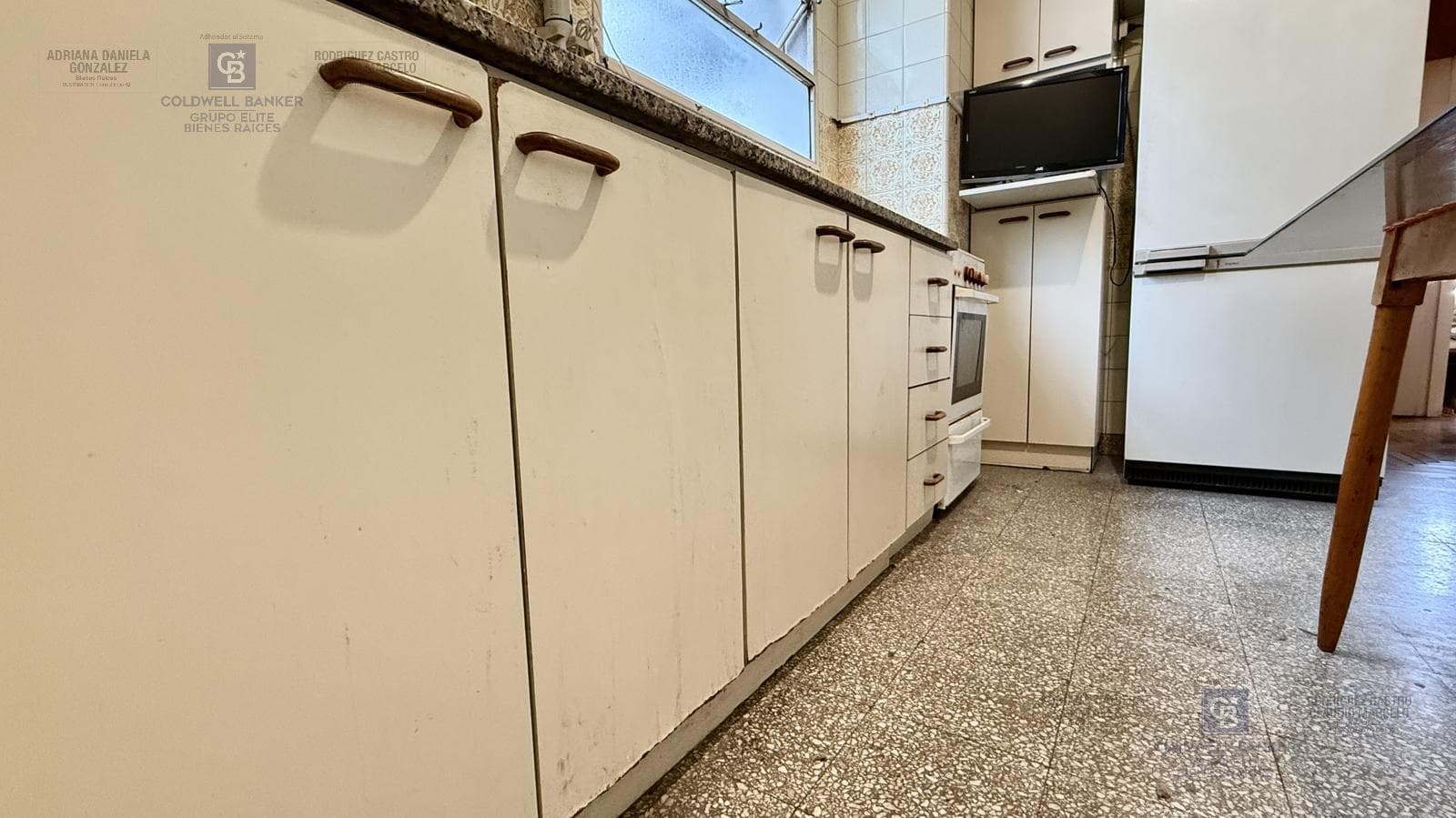 4-Room Apartment for Sale with Balcony and Storage Room in Caballito