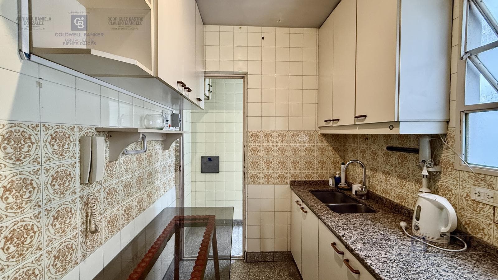 4-Room Apartment for Sale with Balcony and Storage Room in Caballito