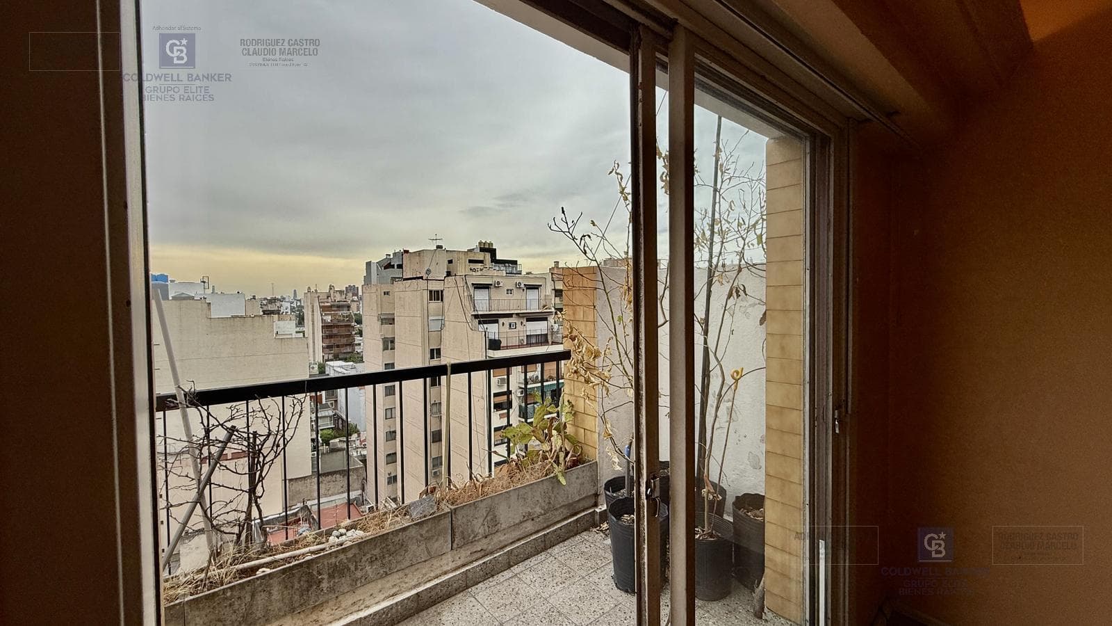 4-Room Apartment for Sale with Balcony and Storage Room in Caballito