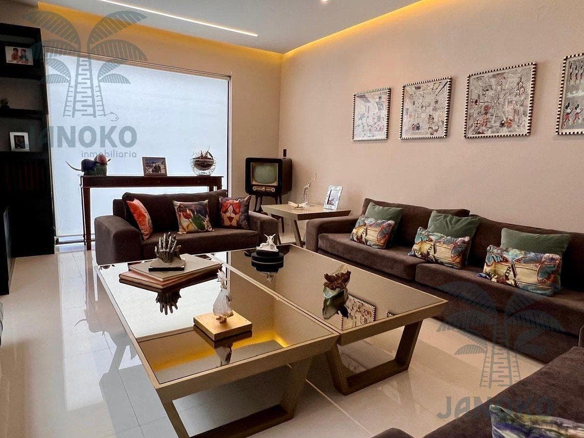 Private House for Rent in Interlomas