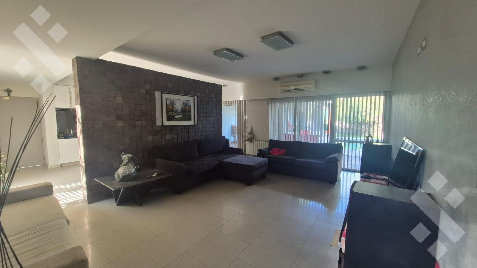 FOR SALE (EXCLUSIVE) 3-BEDROOM HOUSE + SWIMMING POOL - CONFLUENCIA RURAL NEIGHBORHOOD, NEUQUÉN