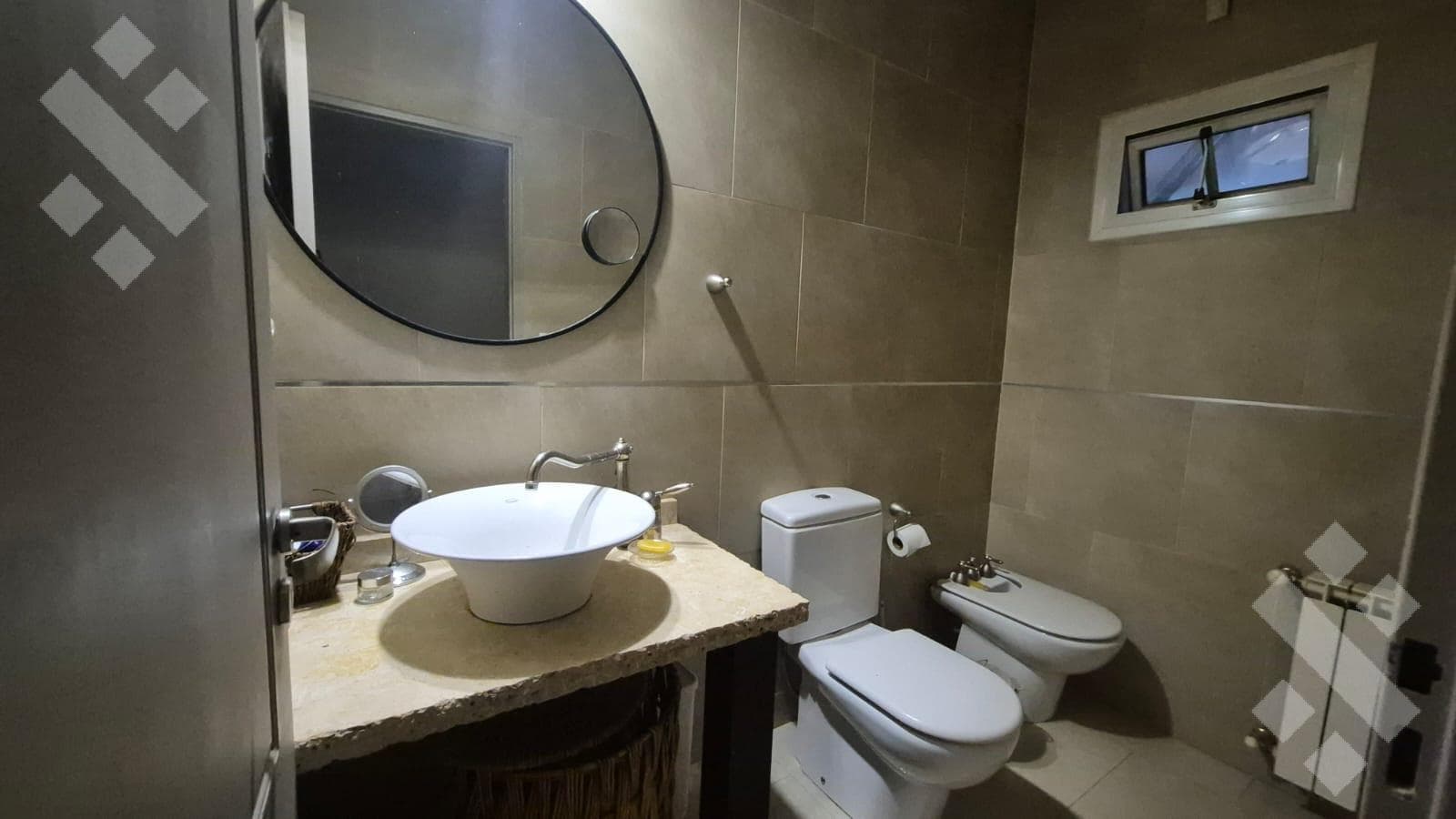 FOR SALE (EXCLUSIVE) 3-BEDROOM HOUSE + SWIMMING POOL - CONFLUENCIA RURAL NEIGHBORHOOD, NEUQUÉN