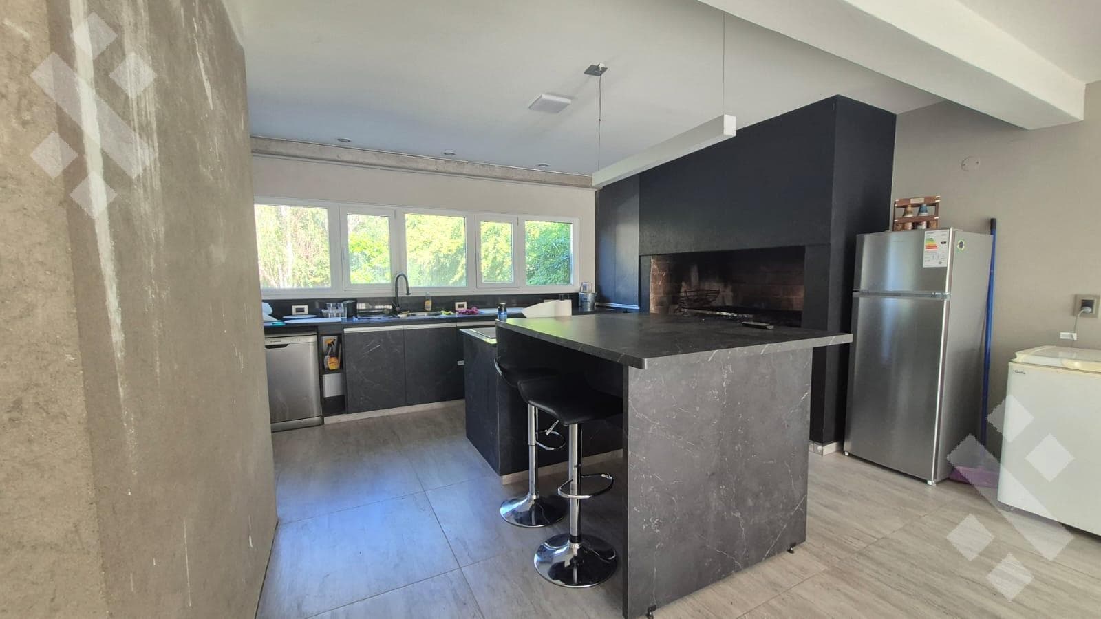 FOR SALE (EXCLUSIVE) 3-BEDROOM HOUSE + SWIMMING POOL - CONFLUENCIA RURAL NEIGHBORHOOD, NEUQUÉN