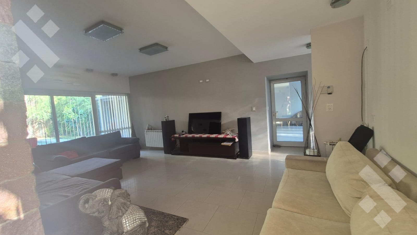 FOR SALE (EXCLUSIVE) 3-BEDROOM HOUSE + SWIMMING POOL - CONFLUENCIA RURAL NEIGHBORHOOD, NEUQUÉN