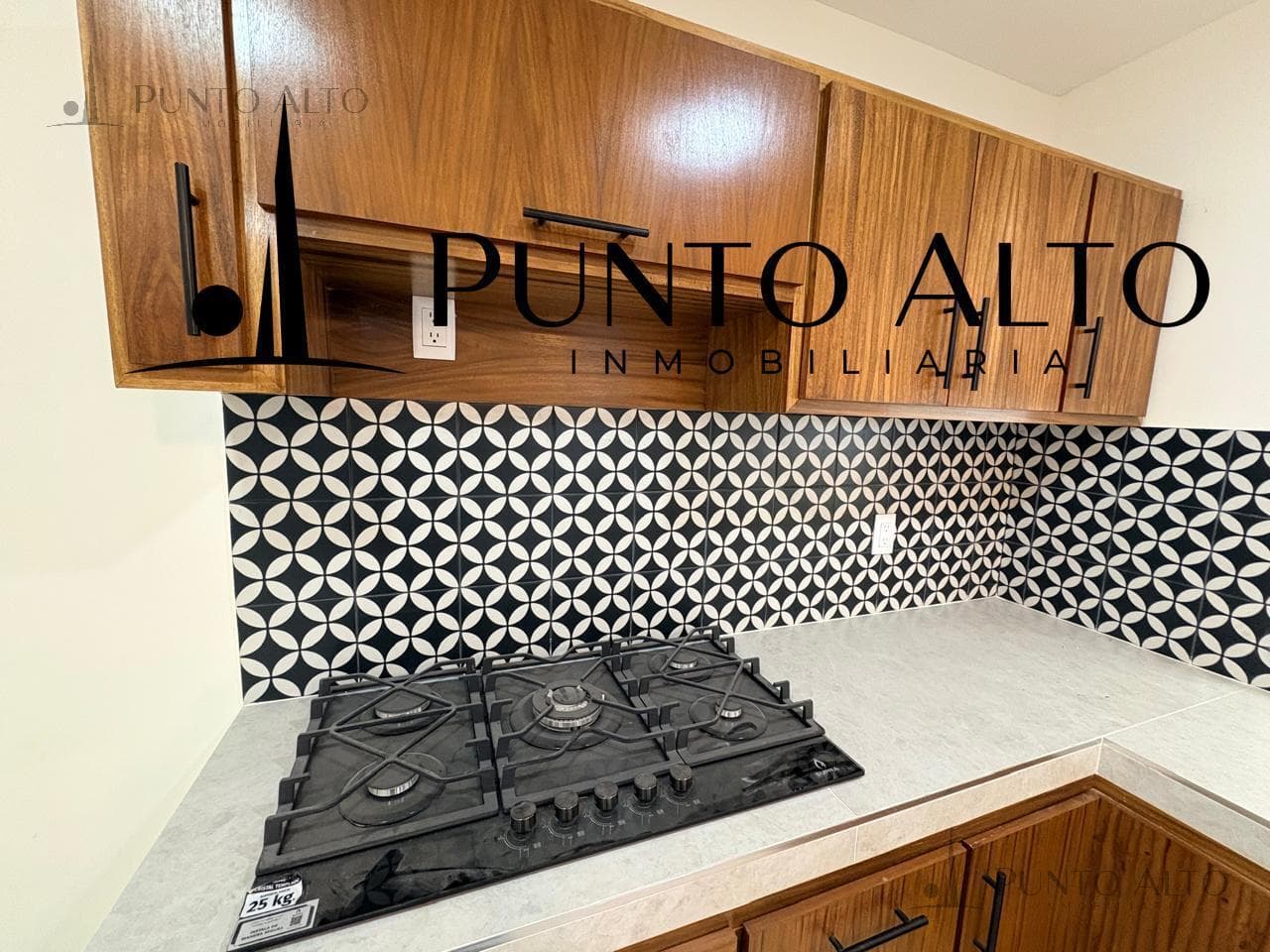 CASA EN VENTA COL LUNA LUNA