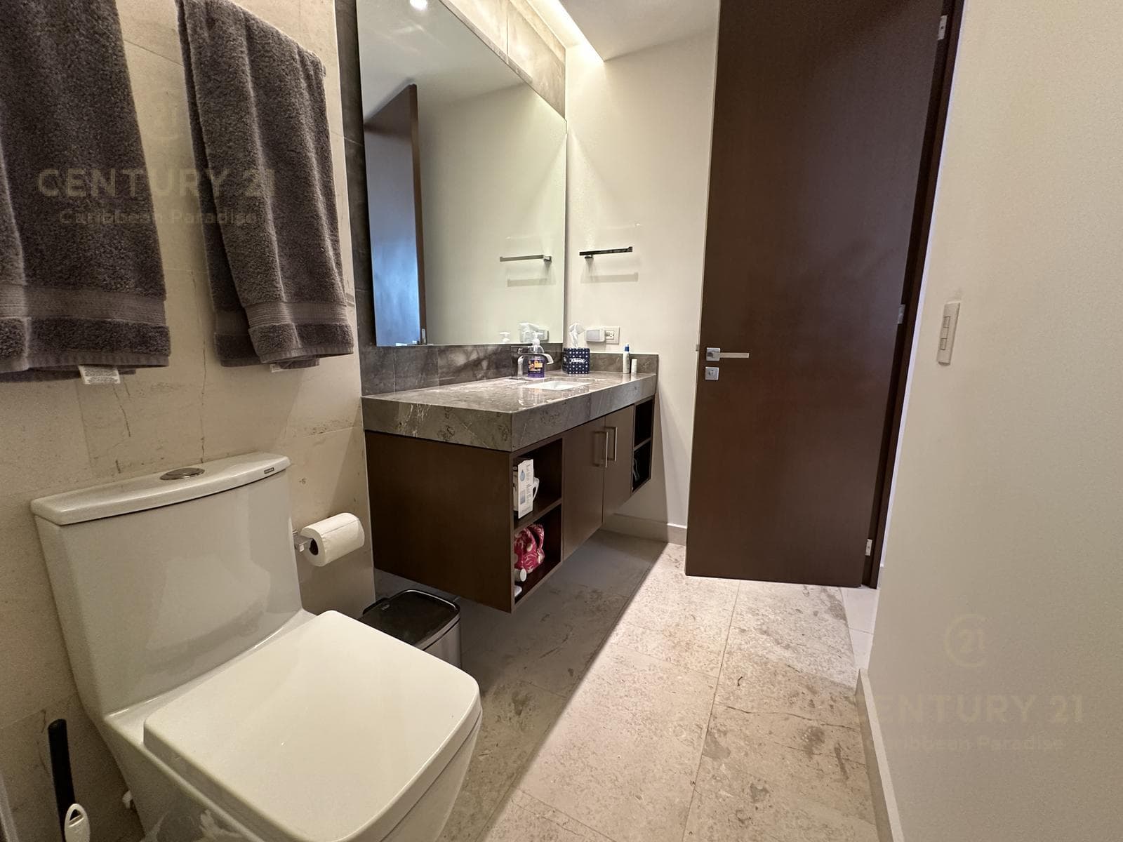Apartment for Sale on Ground Floor, Furnished, Marila, 2BR/2.5BA, Marila, Playa del Carmen, P4528