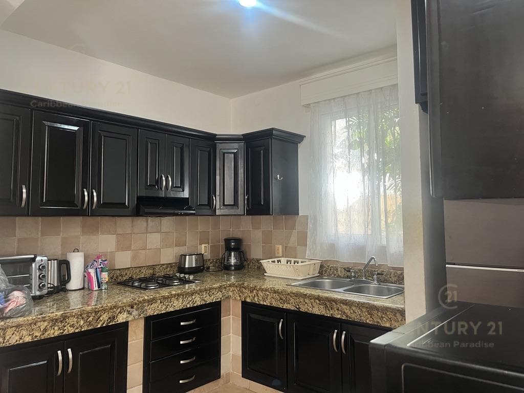 2 apartments for sale in Uno at Playa Inn, near 5th Avenue and Mamitas Beach, Playa del Carmen 4531
