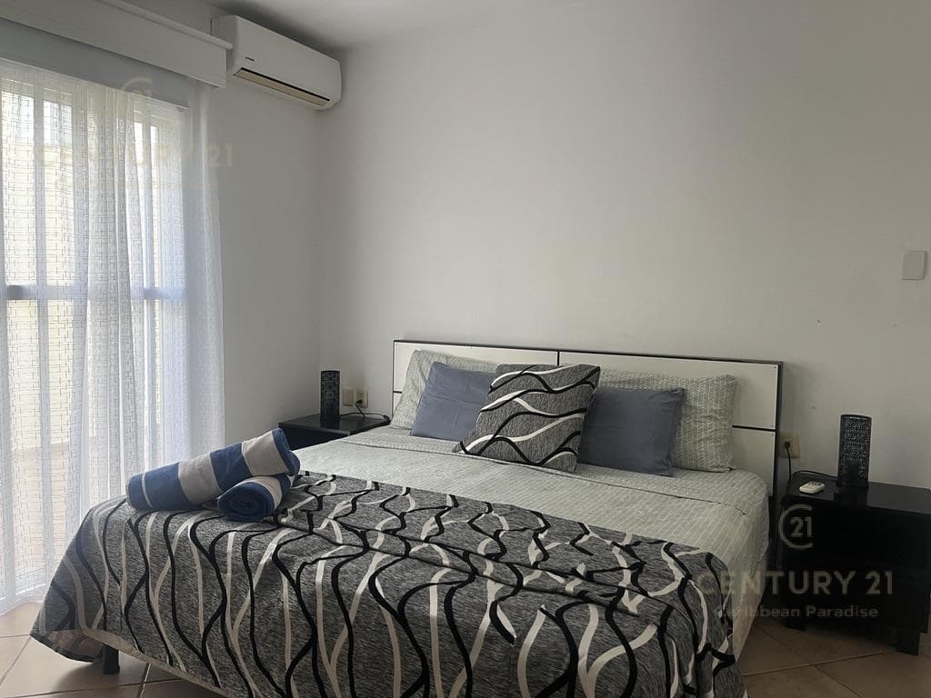 2 apartments for sale in Uno at Playa Inn, near 5th Avenue and Mamitas Beach, Playa del Carmen 4531